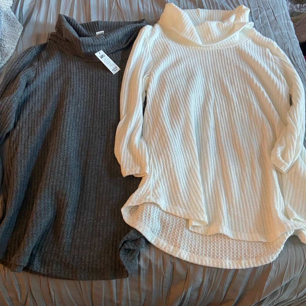 Quarter sleeve sweater bundle